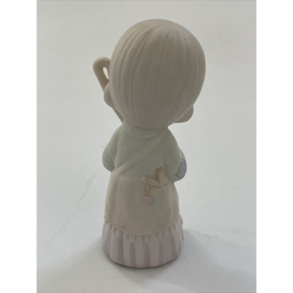 PRECIOUS MOMENTS NATIVITY 104000 SHEPHERD w/STAFF COME LET‎ US ADORE HIM 1986 - Picture 3 of 9